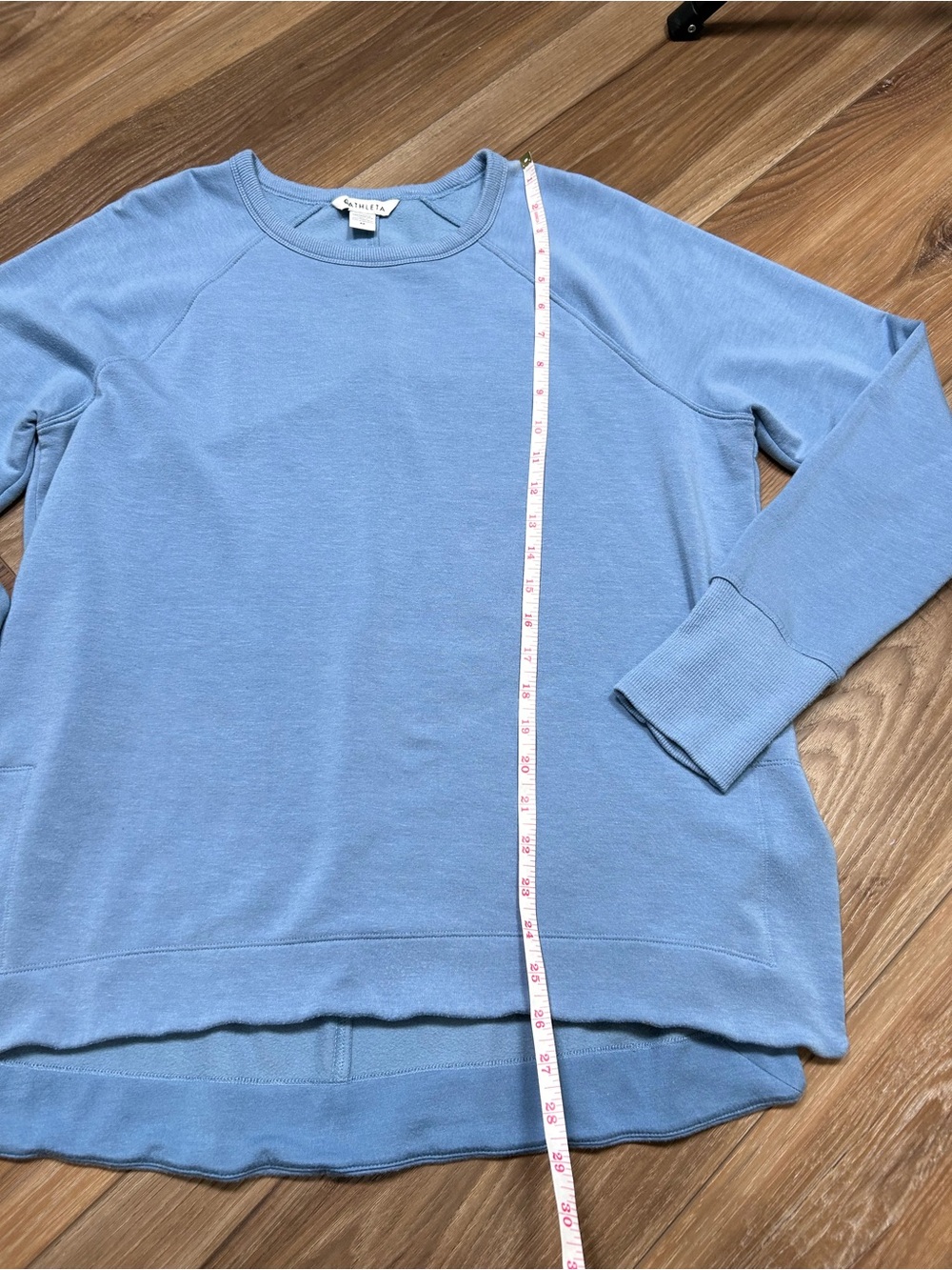 Athleta bundle of Mindset and coaster luxe sweatshirts size medium long sleeve - Picture 11 of 13